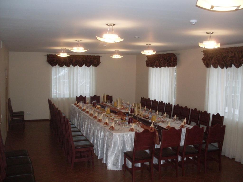 Hotel Surauciu Sveciu Namai Aukštadvaris Esterno foto