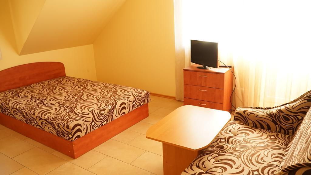 Hotel Surauciu Sveciu Namai Aukštadvaris Esterno foto